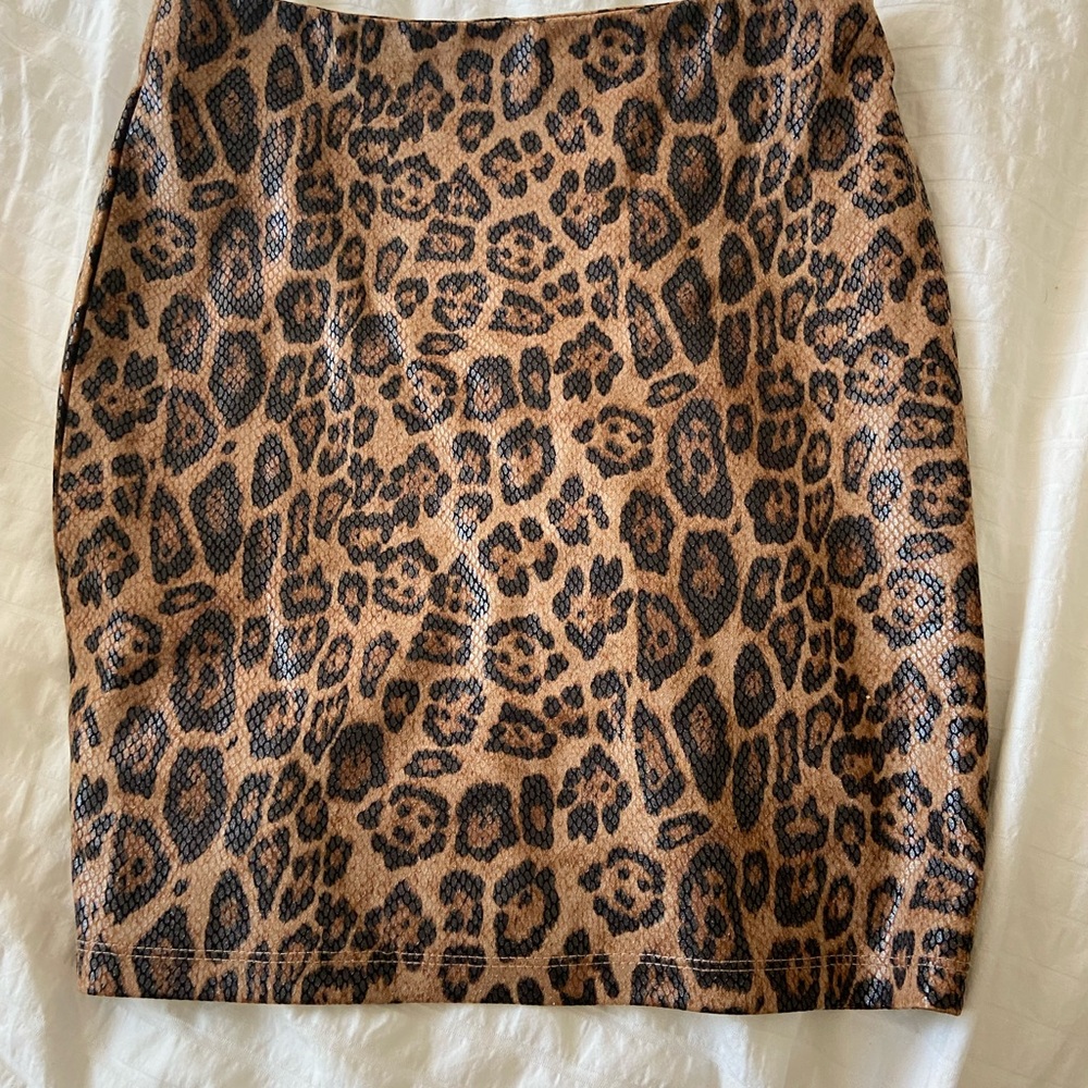 Leapord skirt from Isabelle’s cabinet